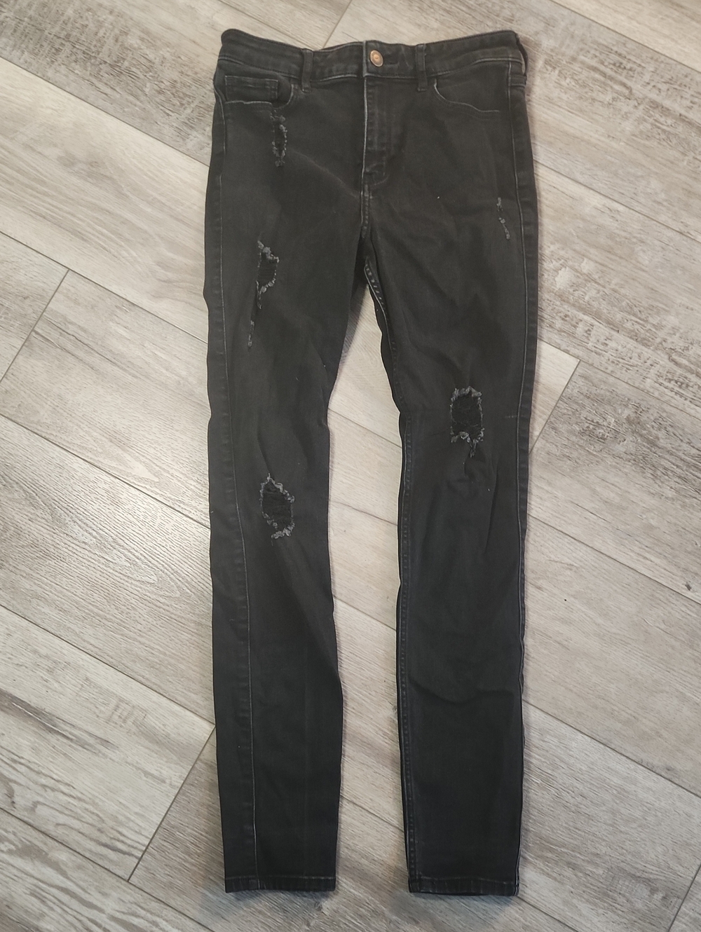 Hollister High-Rise Super Skinny Black Distressed Women’s Stretch Jeans